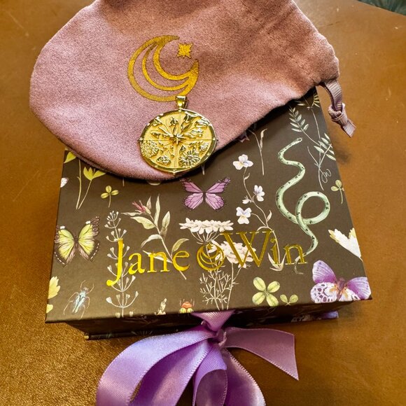 Jane Win Jewelry - HOPE JW Original Pendant Coin - 14K Plated - Like NEW condition!